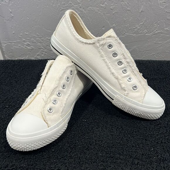 🔥🔥 Sincerely Jules “Vinnie” White no Lace Slip-On Sneakers Sz 10M - PERFECT! - Picture 8 of 13